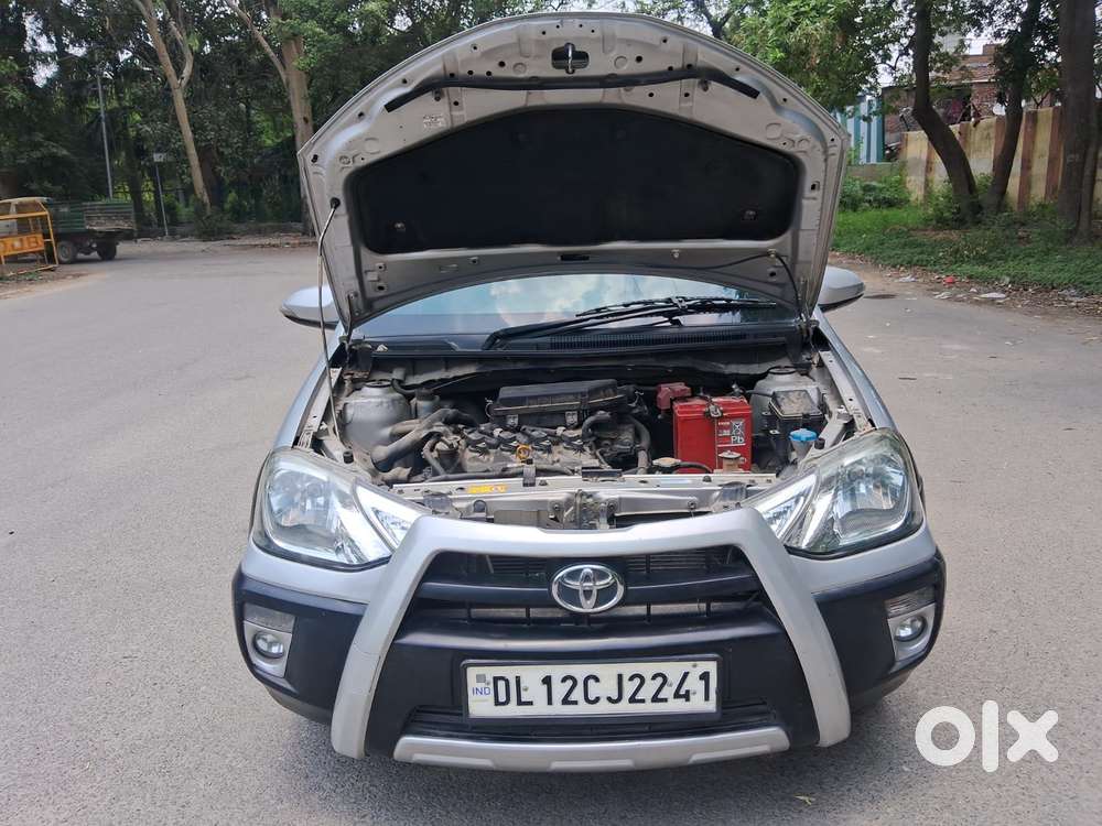 Toyota Etios Cross 1.5l V, 2015, Petrol