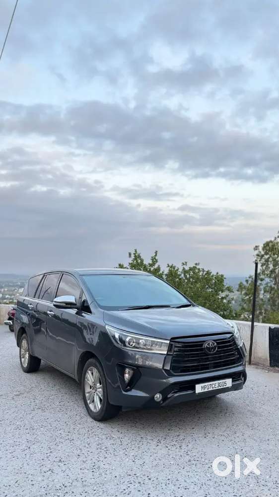 Toyota Innova Crysta 2016 Diesel Automatic