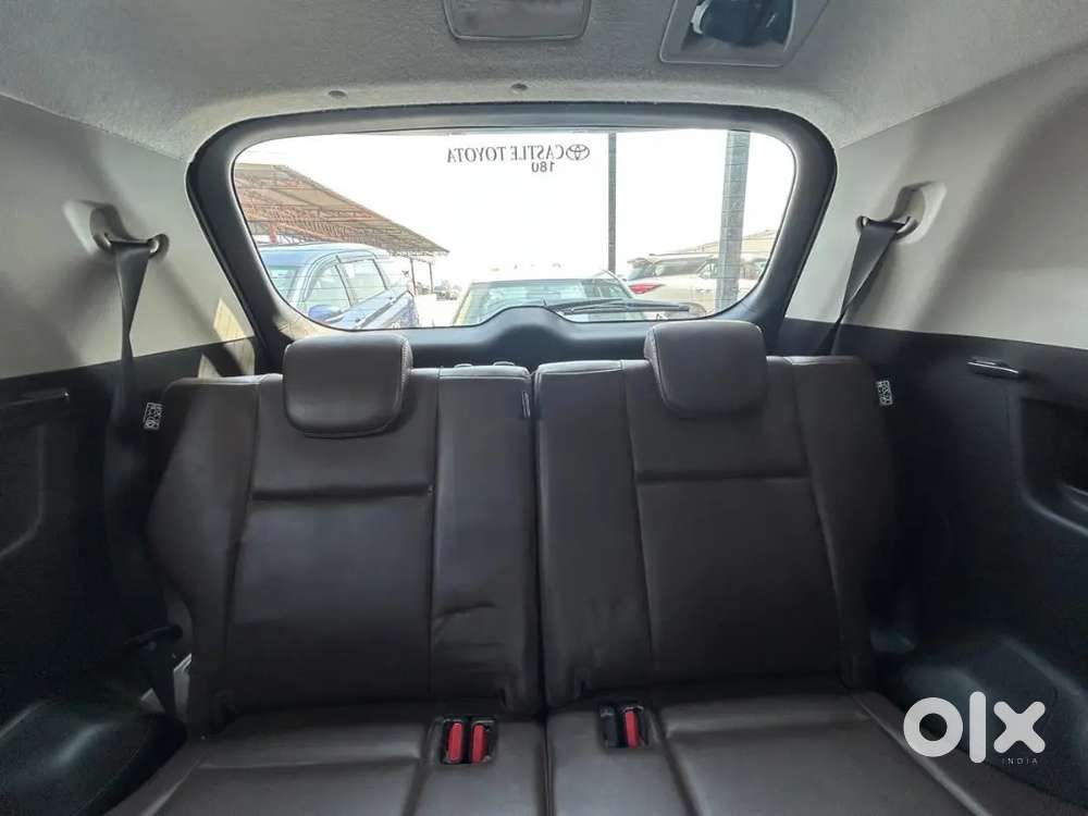 Toyota Innova Hycross 2023 Petrol 96000 Km Driven