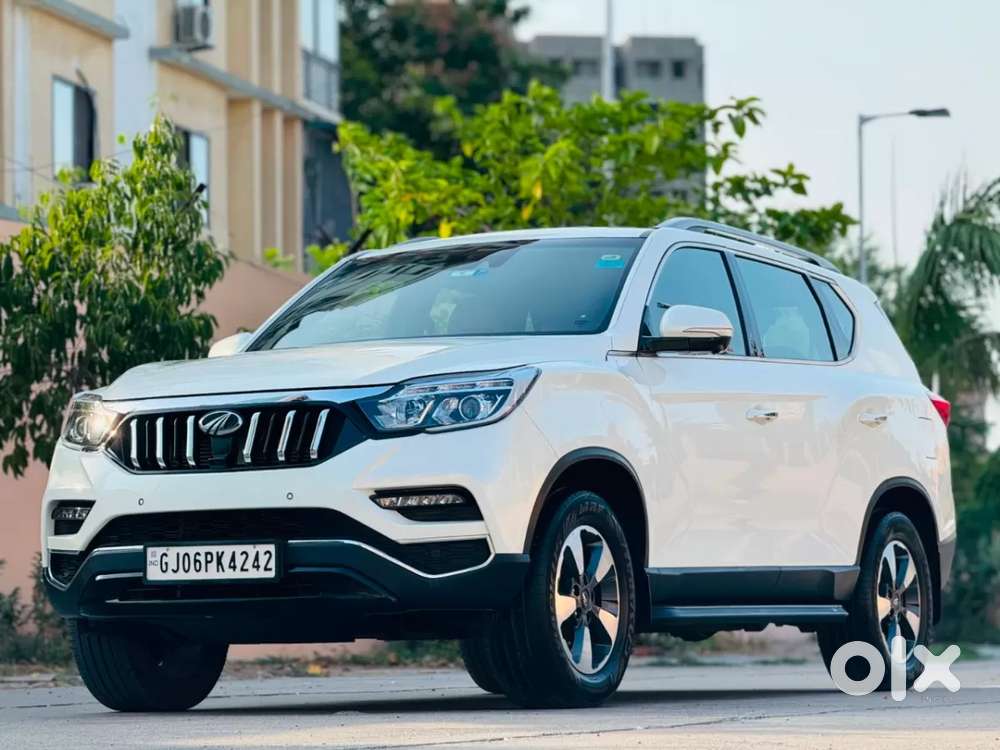 Mahindra Alturas G4, 2022, Diesel