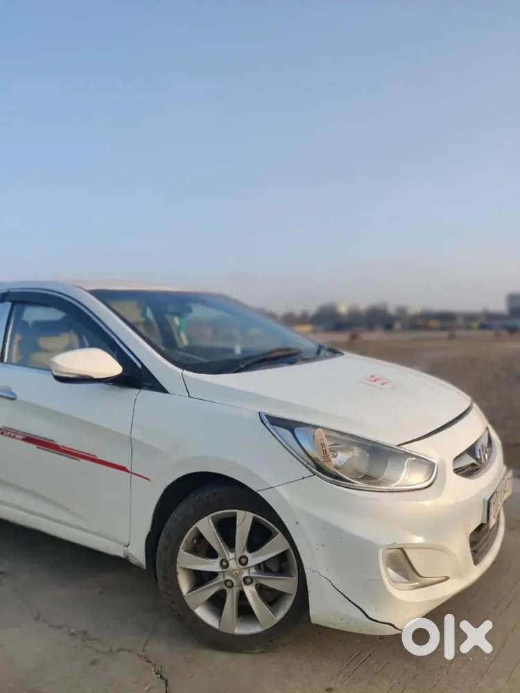 Hyundai Verna 2012 Diesel 150000 Km Driven