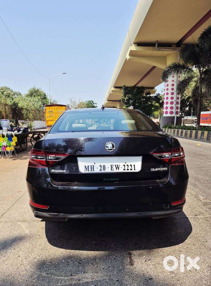 Skoda Superb 1.8 Elegance Tsi At, 2018, Petrol