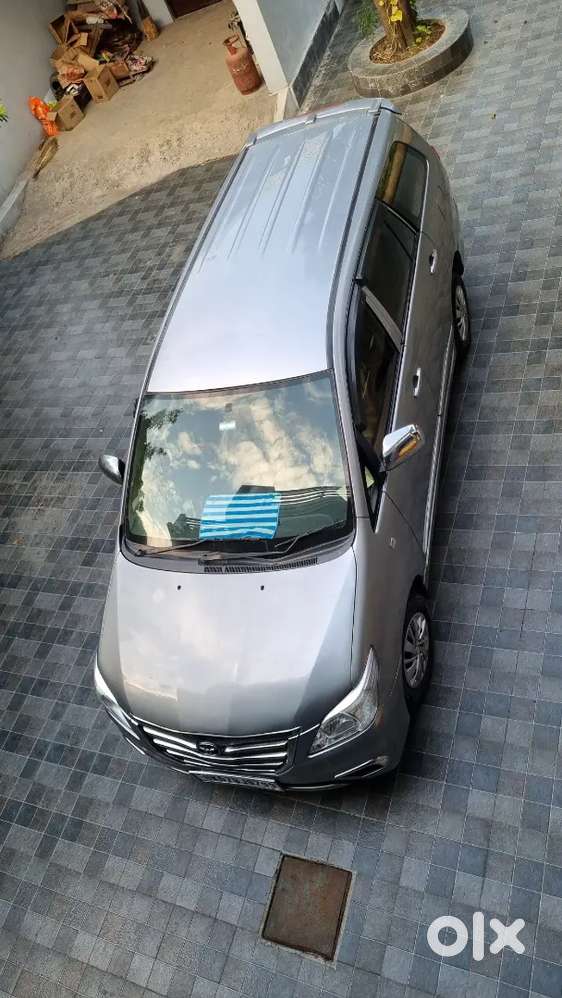 Innova Captain Seats Diesel