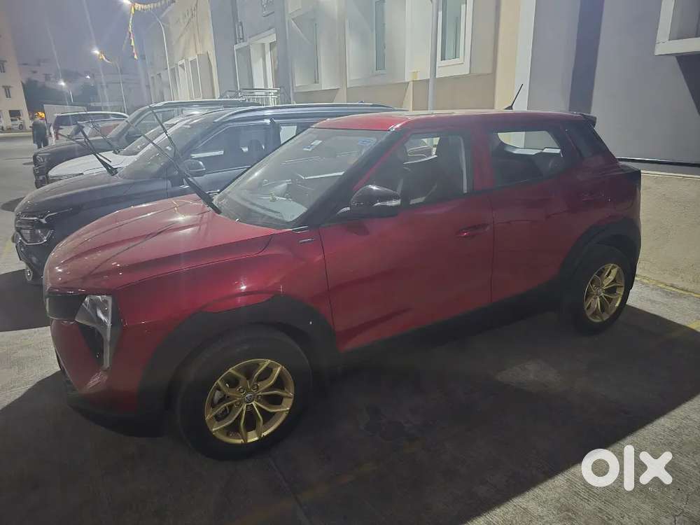 Mahindra Xuv 3xo, Mx2 Pro Petrol At, 2024 Dec Regd, Just 7300 Kms Run