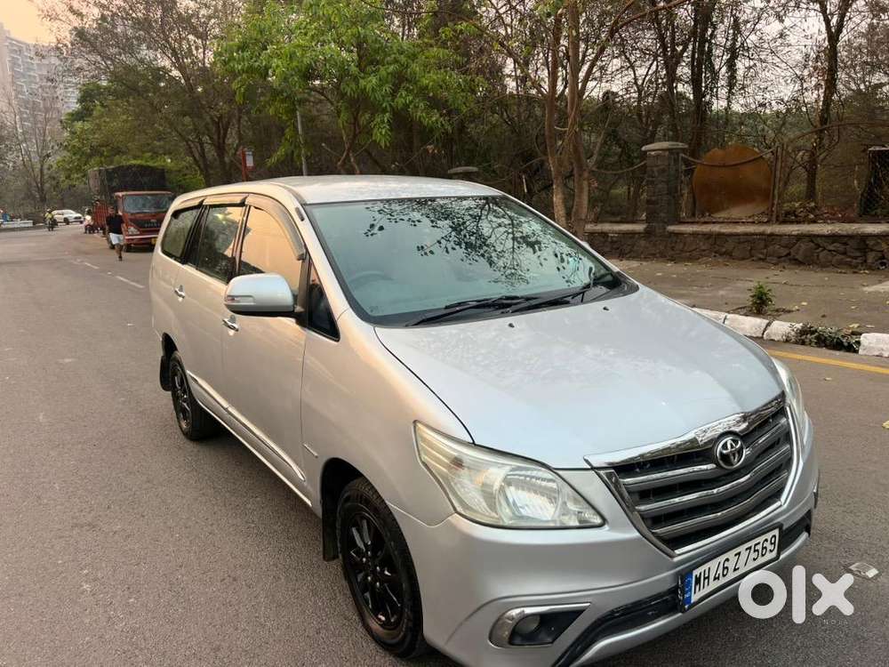 Toyota Innova 2014 Diesel Well Maintained For Sale At Kharghar