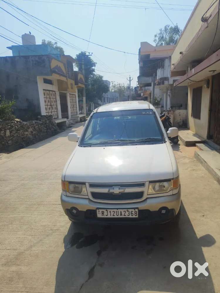 Chevrolet Tavera 2015