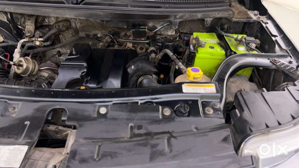 Mahindra Tuv 300 Mhawk100 T8, 2016, Diesel
