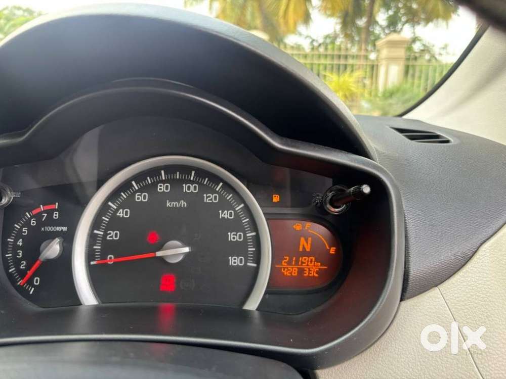 Maruti Suzuki Celerio 1.0 Vxi Amt, 2014, Petrol
