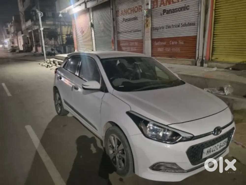 Hyundai I20 2015 Diesel 125000 Km Driven