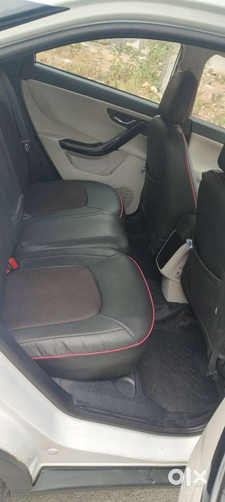 Tata Nexon 1.2 Revotron Xza Plus Luxs Red Dark Edition Amt, 2022, Pe..