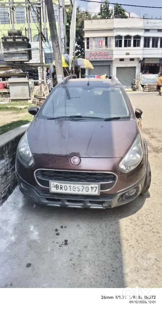 Gadi Ekdam Mast He Koi Kam Nhi He