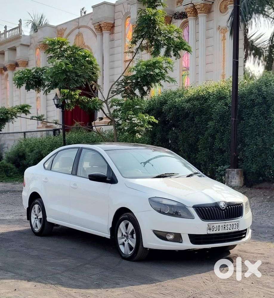 Skoda Rapid 1.6 Mpi At Elegance Black Package, 2016, Diesel