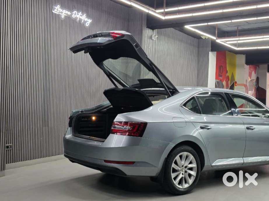 Skoda Superb Laurin And Klement 1.8, 2019, Petrol