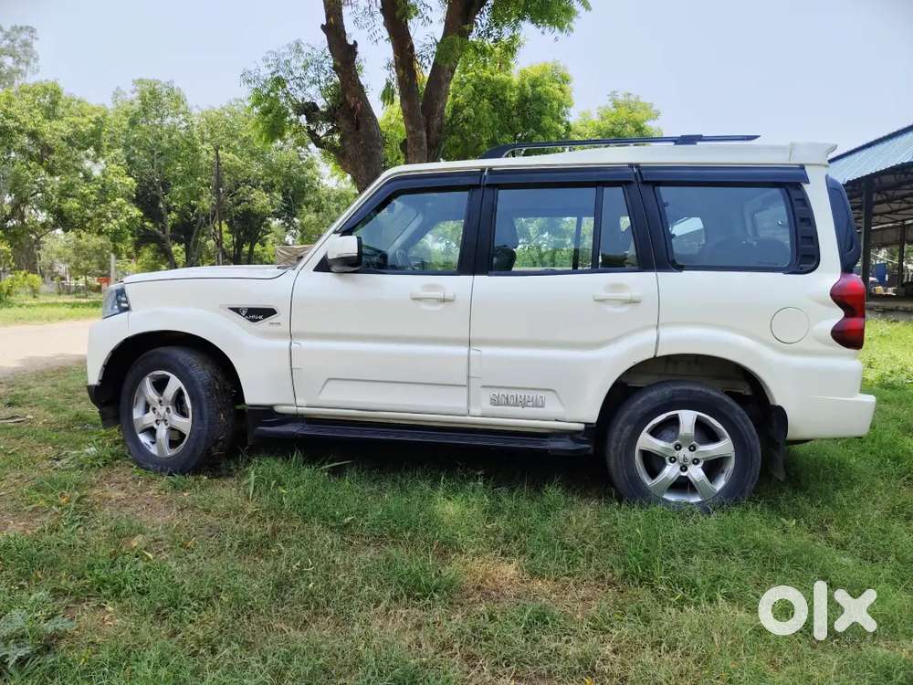 Mahindra Scorpio 2019/20 Diesel 93000 Km Driven