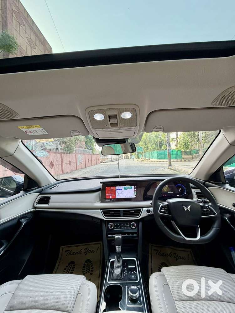 Mahindra Xuv700 2.2 Ax 7 Diesel At Luxury Pack Str, 2022, Diesel