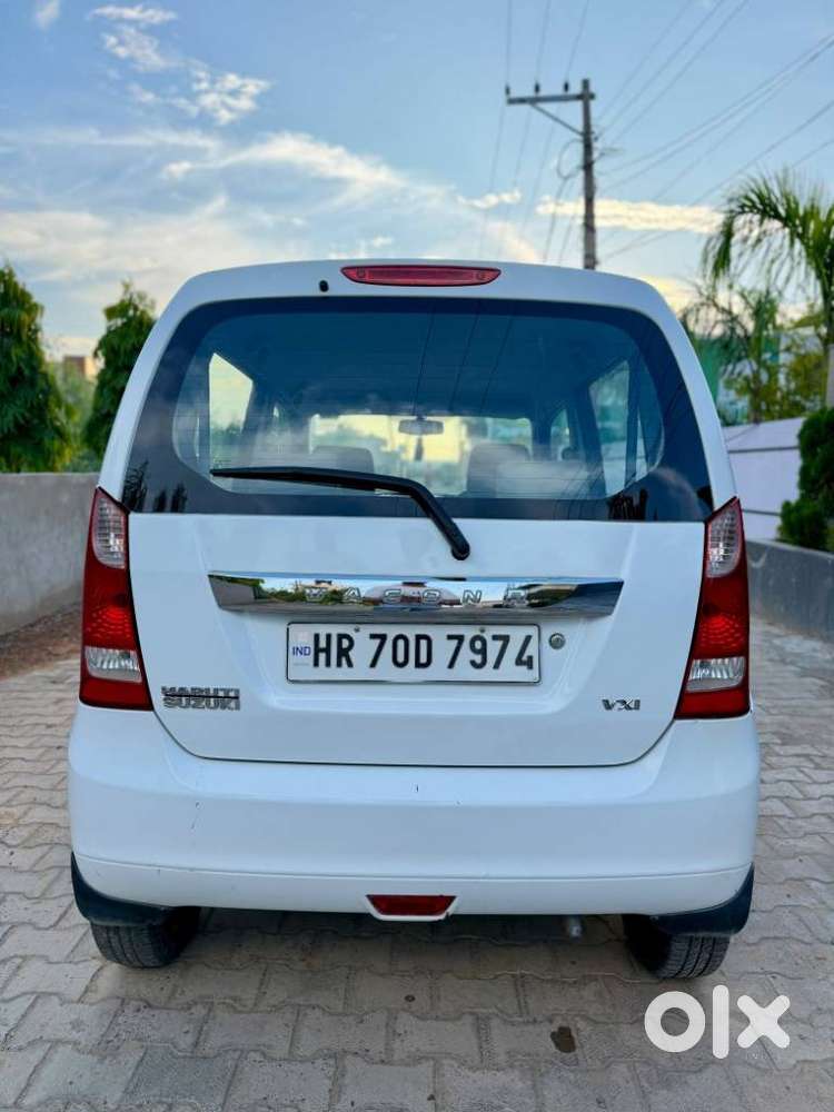 Maruti Suzuki Wagon R Vxi Amt1.2, 2016, Petrol