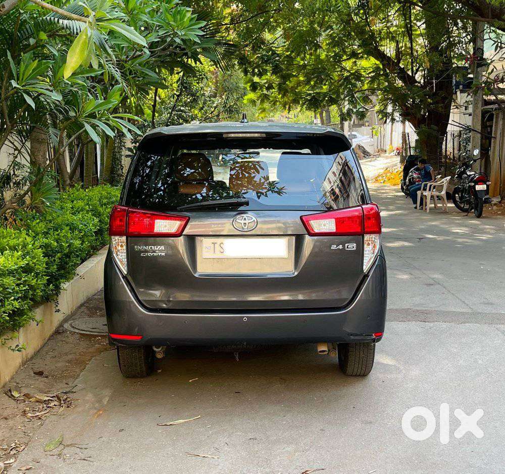 Toyota Innova Crysta 2.4 Gx Limited Edition At 7 Str, 2021, Diesel