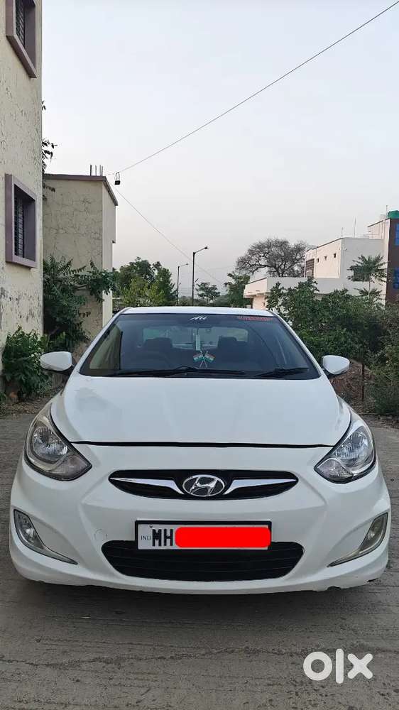 Verna1.6 Sx (0) With Sunroof Diamond Cut Alloy Wheel