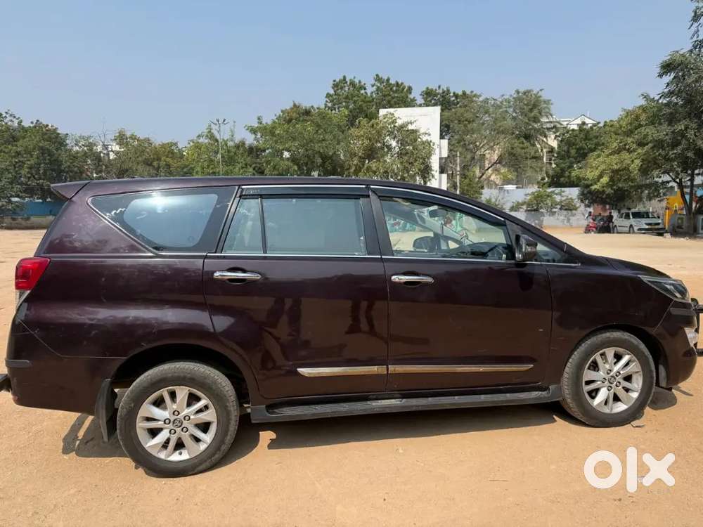 Toyota Innova Crysta 2018 Diesel 130000 Km Driven
