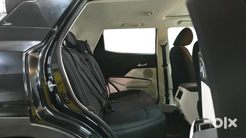 Mahindra Xuv 3xo Ax5 1.5 Diesel Autoshift Plus, 2024, Diesel
