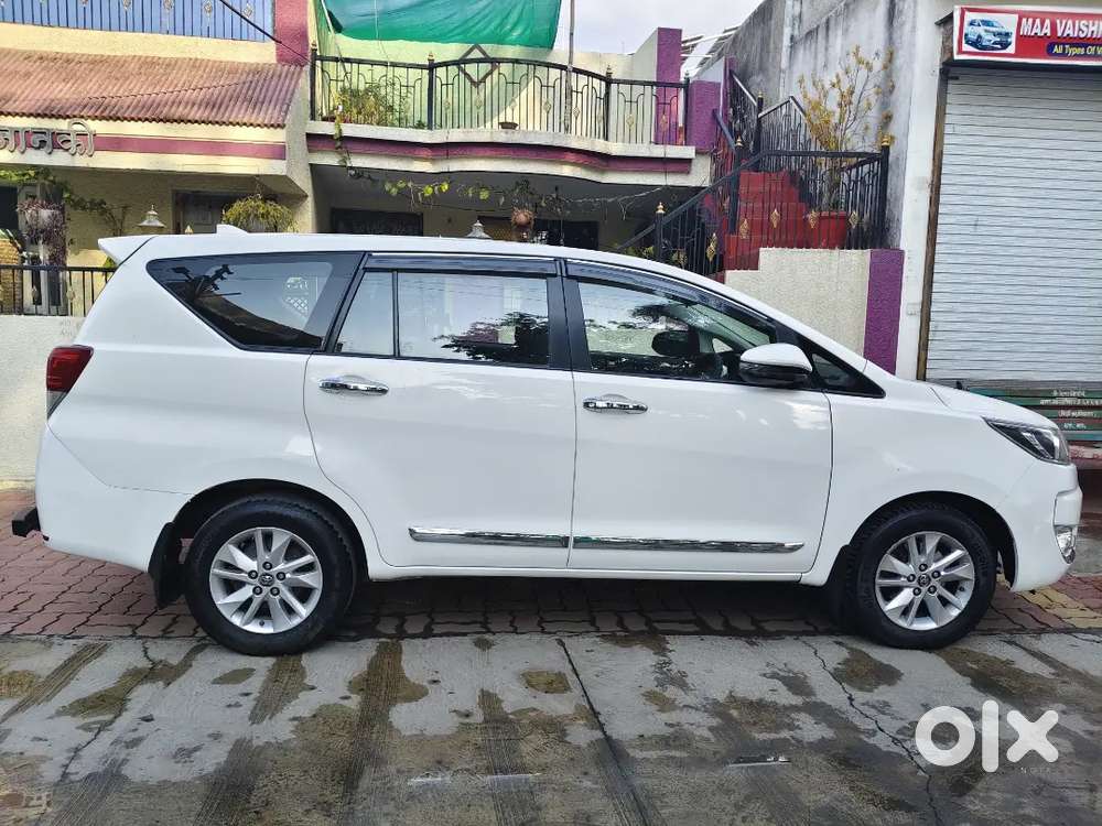 Toyota Innova Crysta 2019 Diesel 200000 Km Driven