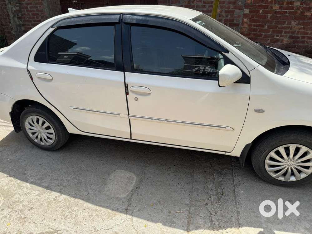 Toyota Etios Diesel Manual 2012