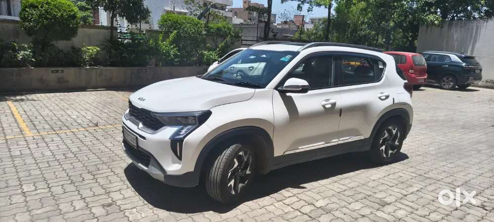 Kia Sonet 2025 Petrol 6500 Km Driven