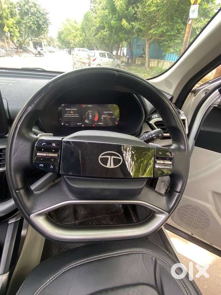 Tata Safari Pure Plus At, 2025, Diesel
