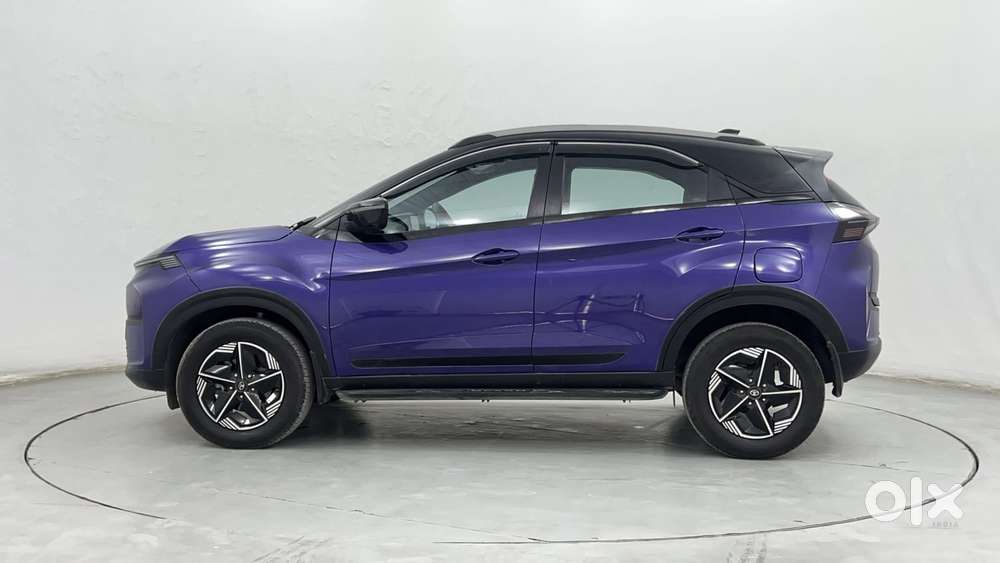 Tata Nexon Fearless Plus S Purple 1.2 Revotron Petrol 7dca Dual Tone..