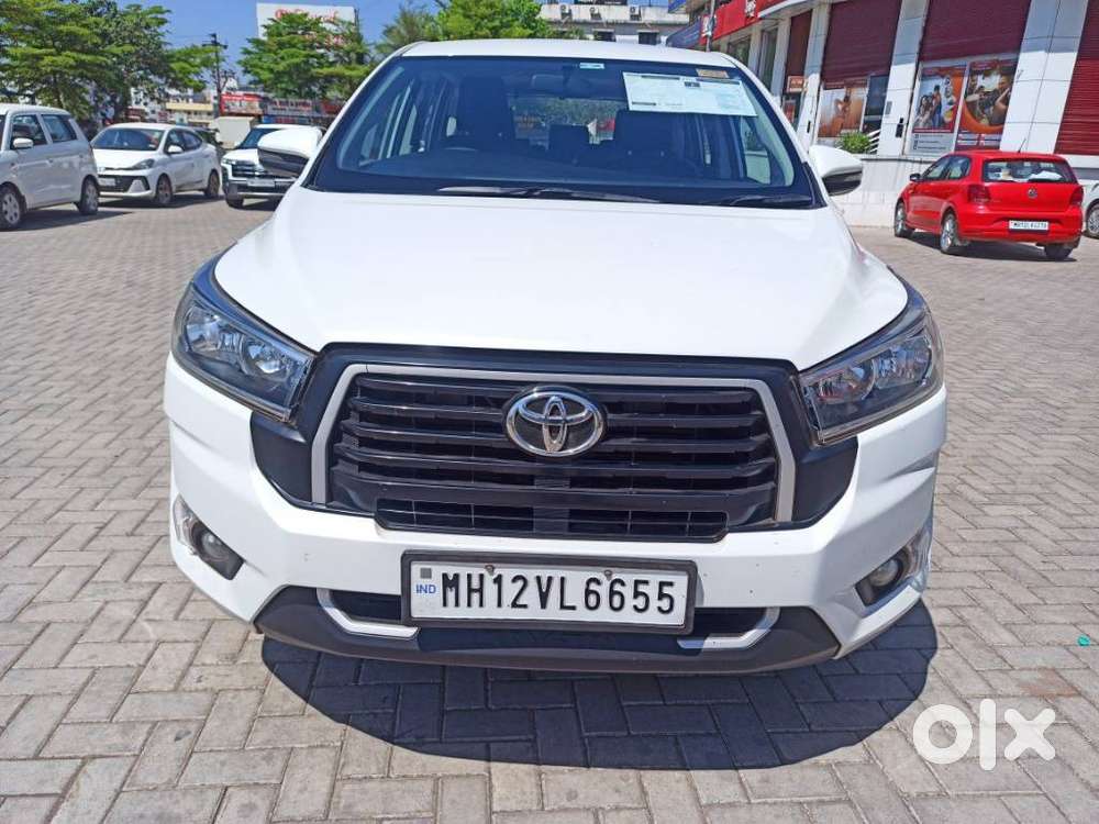 Toyota Innova Crysta 2.4 G Mt 8s, 2023, Diesel
