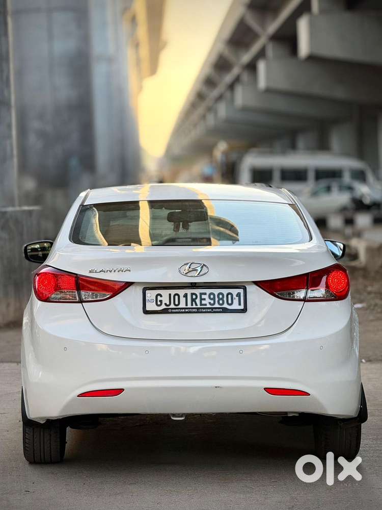 Hyundai Elantra 1.6 S, 2014, Diesel