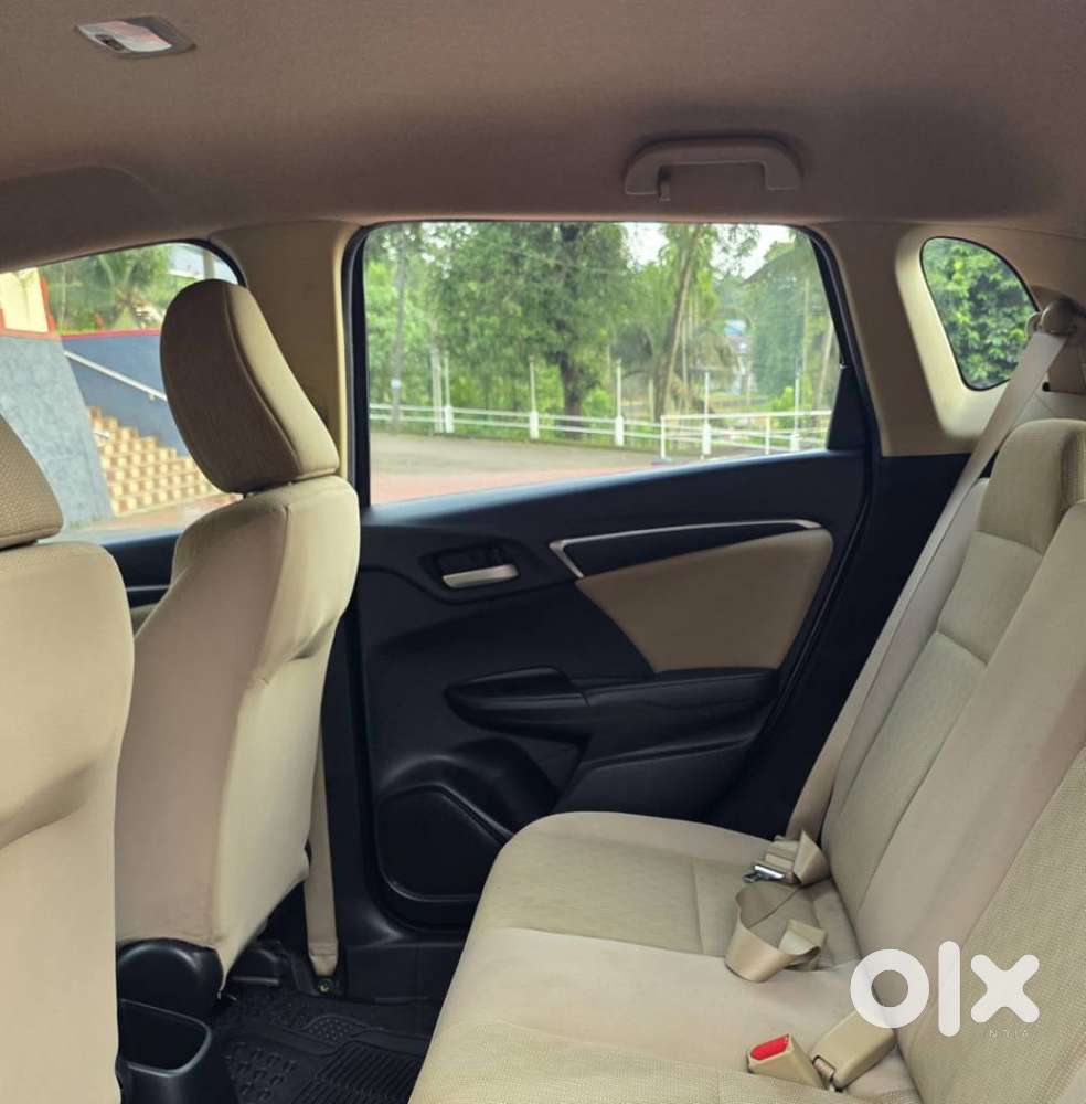Honda Jazz 1.2 V I Vtec, 2016, Petrol