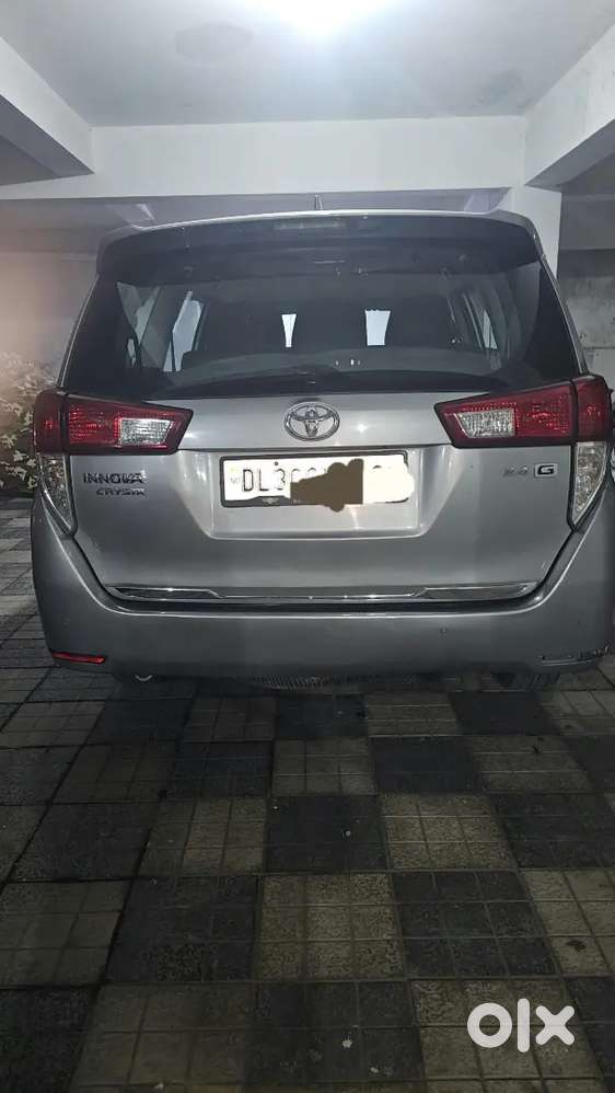 Toyota Innova Crysta 2022 2.4 G 8str Delhi Registered