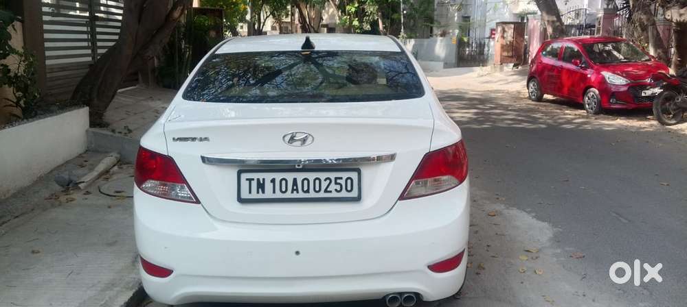 Hyundai Verna Petrol 2014