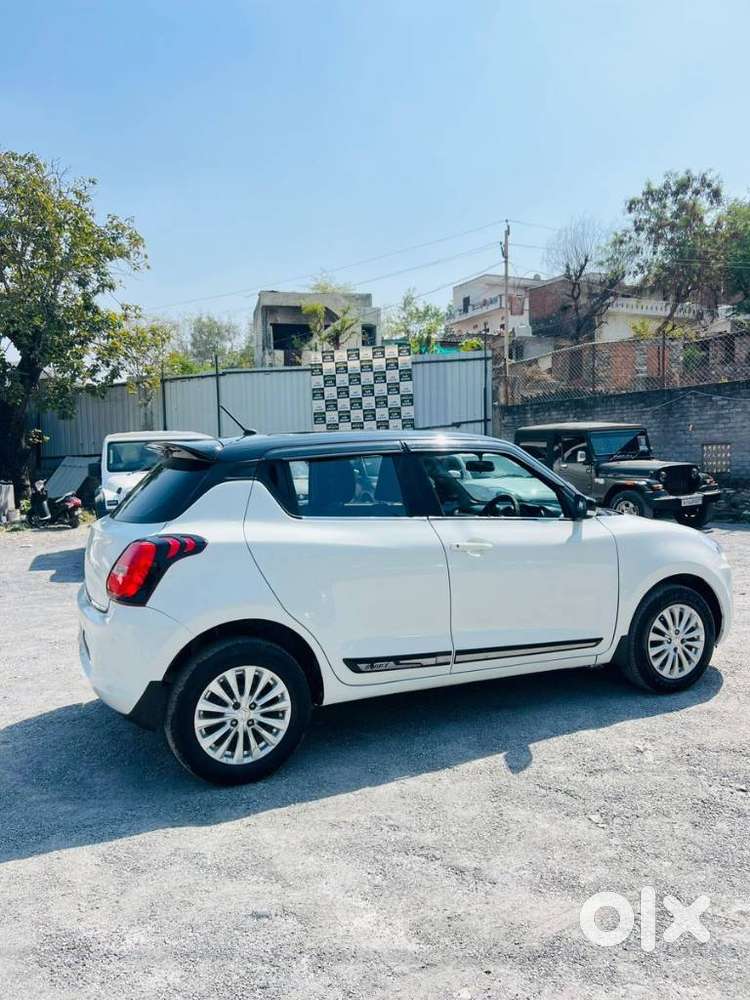 Maruti Suzuki Swift Vxi Abs Bsiv, 2020, Petrol