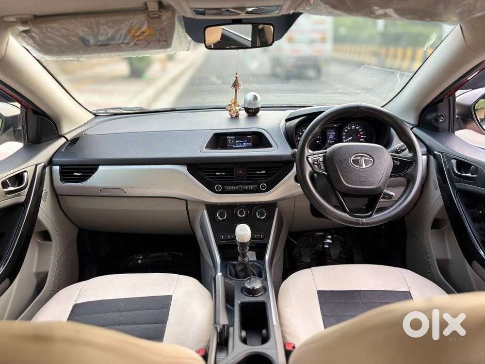 Tata Nexon 1.2 Revotron Xm (s), 2018, Petrol
