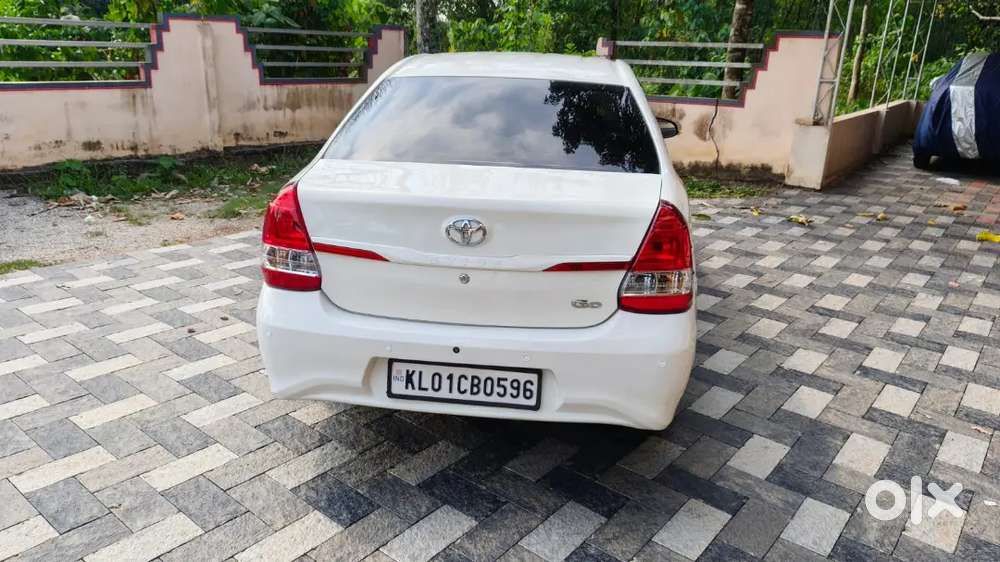 Maruti Suzuki Swift Dzire Zdi 2015