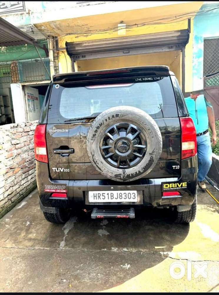 Mahindra Tuv 300 2016