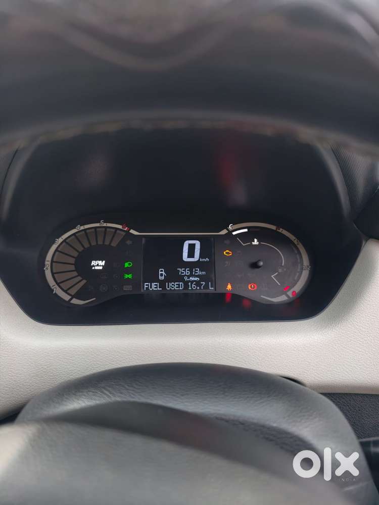 Nissan Magnite, 2022, Petrol