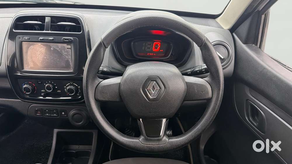 Renault Kwid 1.0 Rxt (o), 2017, Petrol