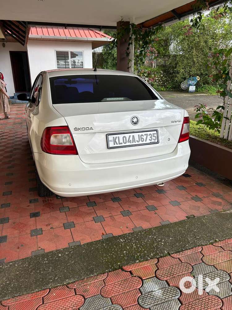 Skoda Rapid [ ] 1.6 Mpi Style Plus Black Package, 2016, Petrol