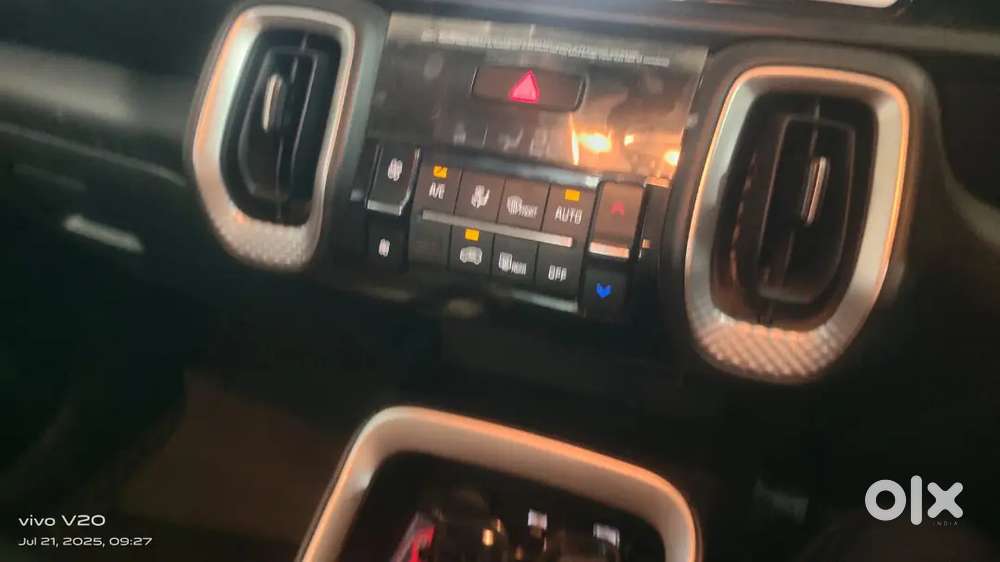 Kia Sonet 2023 Petrol Well Maintained