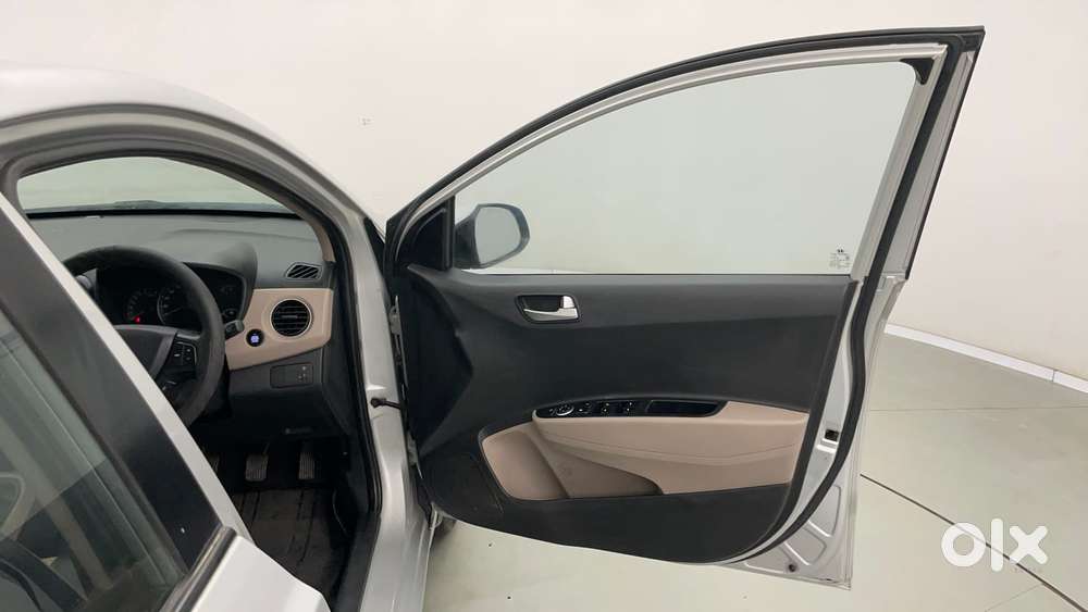 Hyundai Xcent 1.2 Vtvt Sx Option, 2015, Petrol