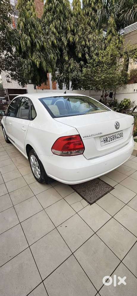 Volkswagen Vento 1.5 Highline Plus At 16 Alloy, 2011, Petrol