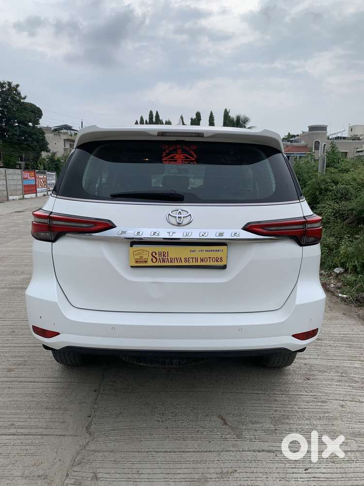 Toyota Fortuner [2021-ongoing] 2.8 2wd Diesel Mt, 2021, Diesel