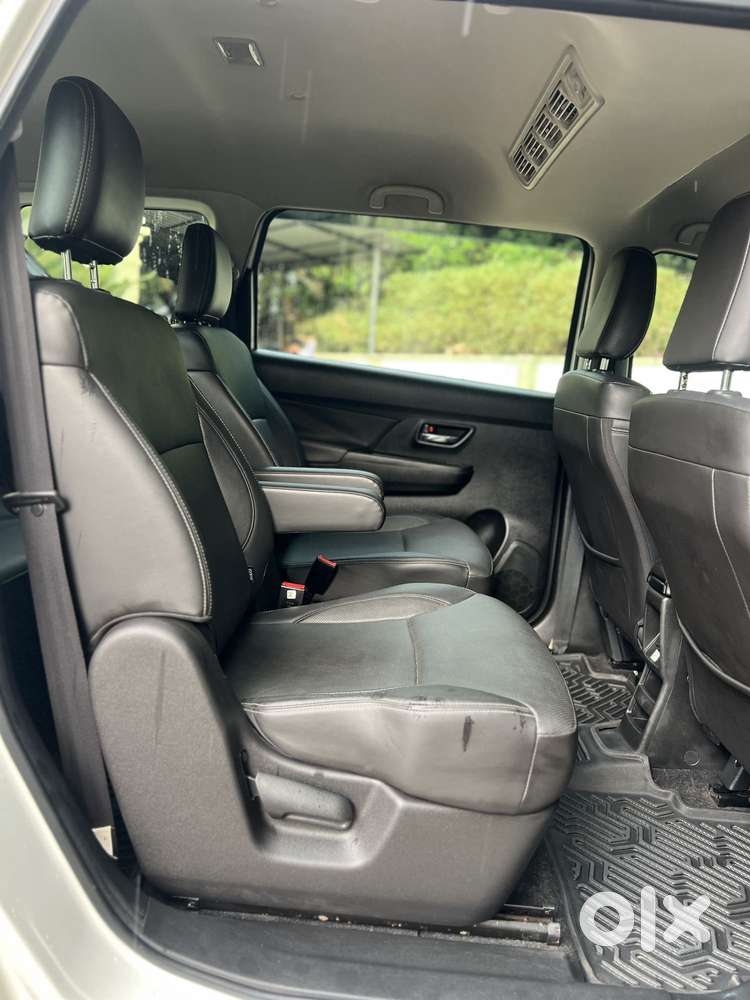 Maruti Suzuki Xl6 Alpha At, 2022, Petrol