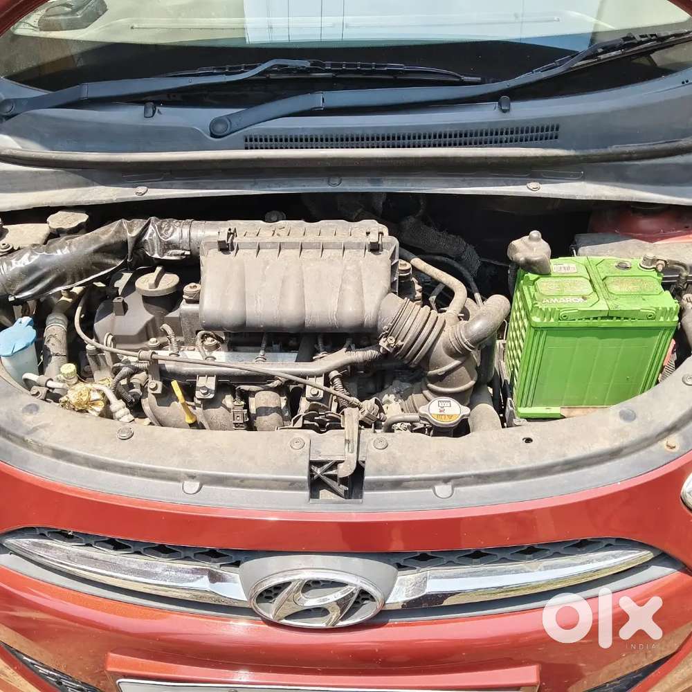 Hyundai I10 Sportz 2012 Petrol