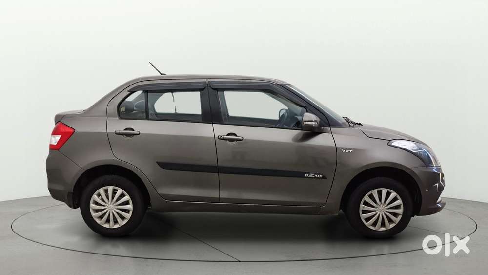 Maruti Suzuki Swift Dzire 1.2 Vxi Bsiv, 2016, Petrol