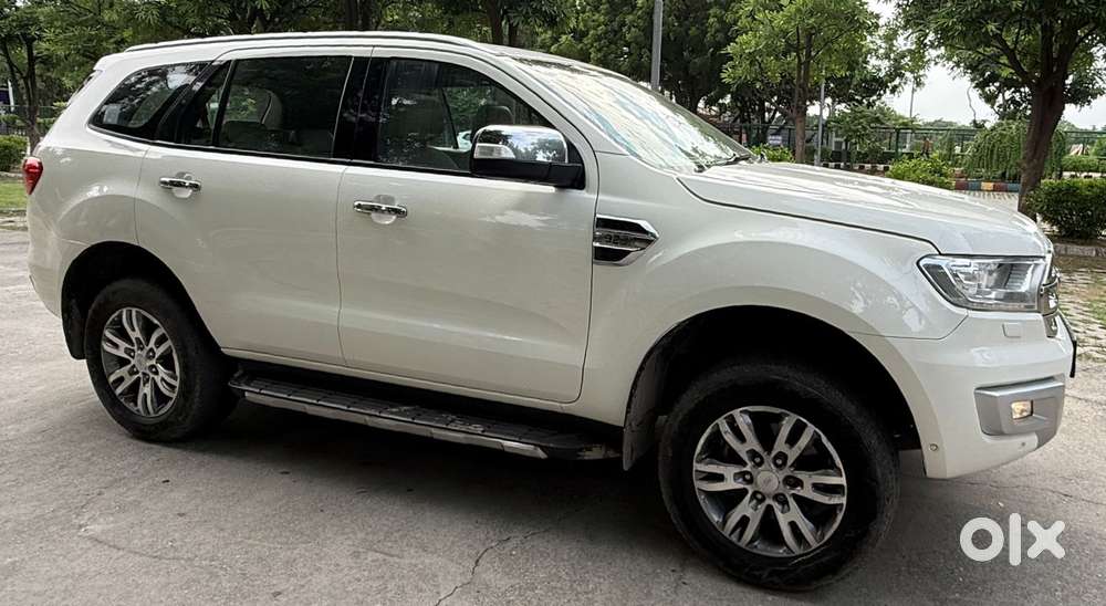 Ford Endeavour 3.2 Titanium At 4x4, 2017, Diesel