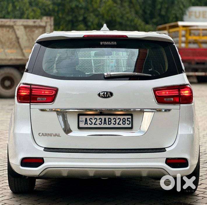 Kia Carnival Premium, 2021, Diesel